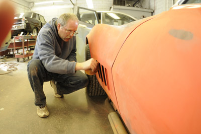 Mark O'Dell sanding and restoring a classic 1969 Corvette